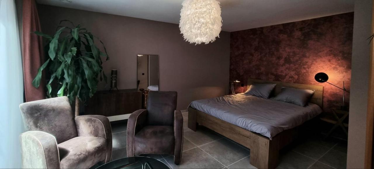 Logies La Chevre Folle - Lodging & Cooking In Style With Shared Kitchen Oostende Exterior foto