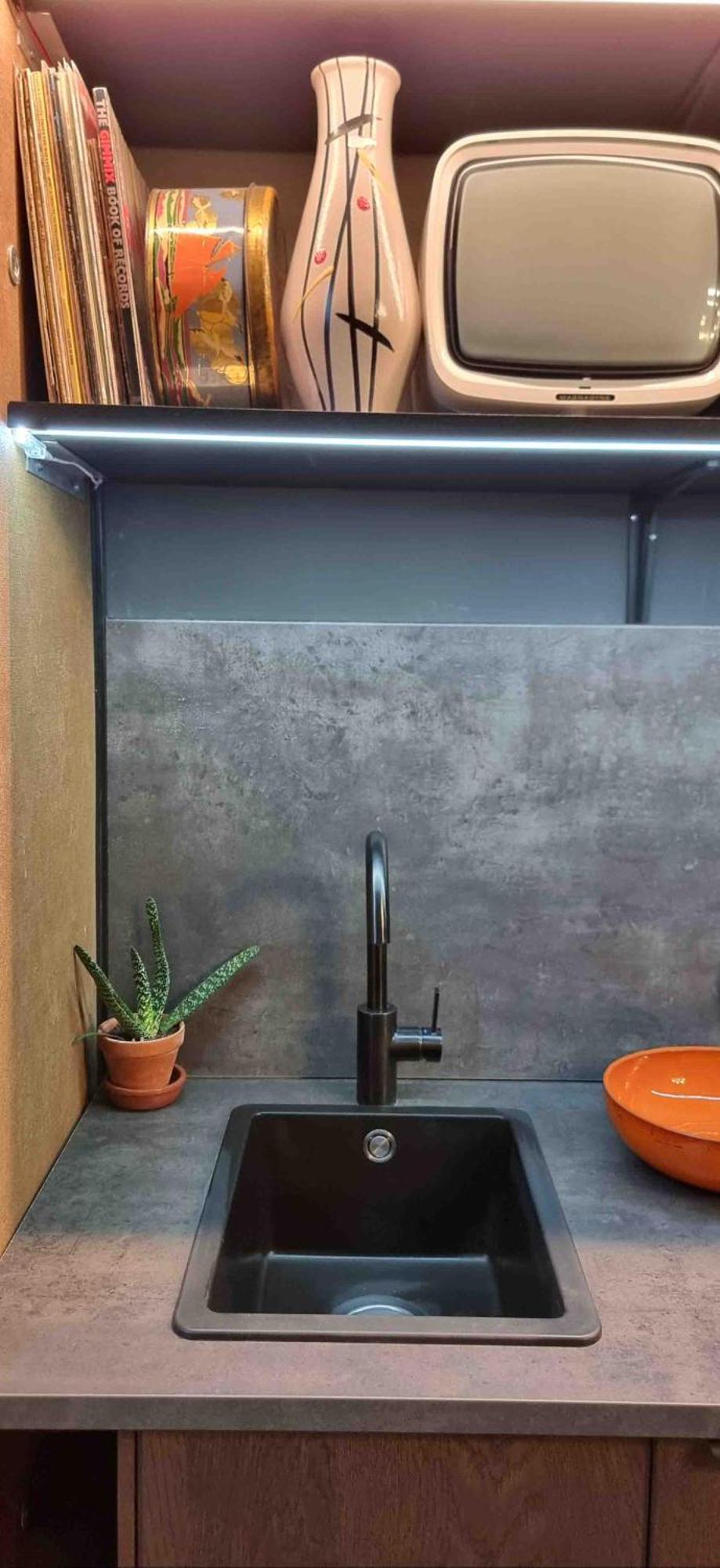 Logies La Chevre Folle - Lodging & Cooking In Style With Shared Kitchen Oostende Exterior foto